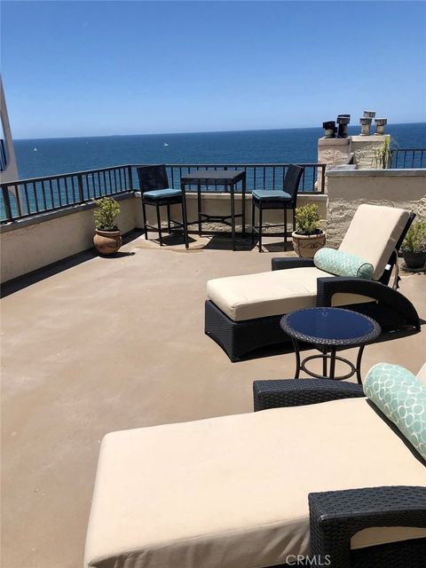 Tiny photo for 555 Esplanade #517, Redondo Beach, CA 90277 (MLS # SB25232753)