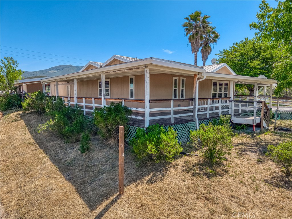 7435 Live Oak Drive