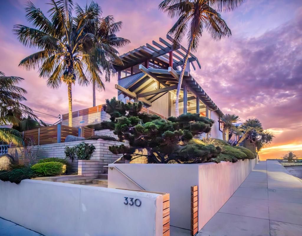 Photo of 330 Neptune Ave, Encinitas, CA 92024 (MLS # 260003675SD)