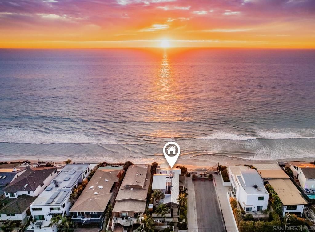 Photo of 330 Neptune Ave, Encinitas, CA 92024 (MLS # 260003675SD)