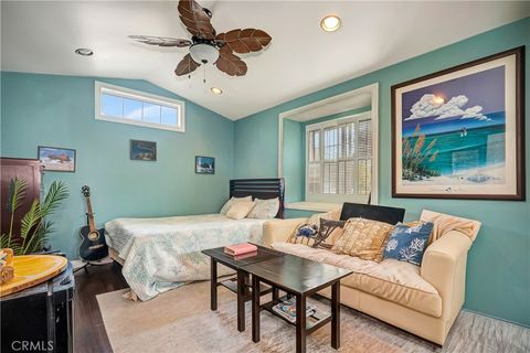 Tiny photo for 7354 Woodvale Court, West Hills, CA 91307 (MLS # SR26029059)