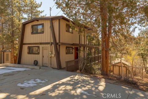Photo of 764 Panamint Mountain, Big Bear City, CA 92314 (MLS # IG25266753)