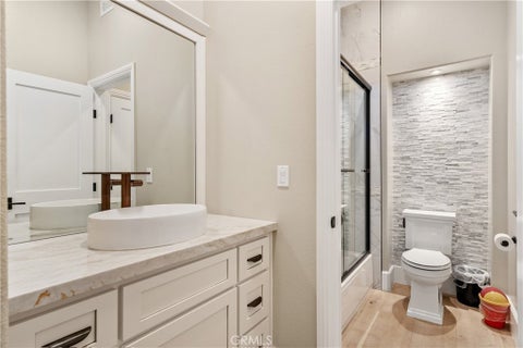 Tiny photo for 2427 Springbrook ST, Thousand Oaks, CA 91362 (MLS # SR26120009)