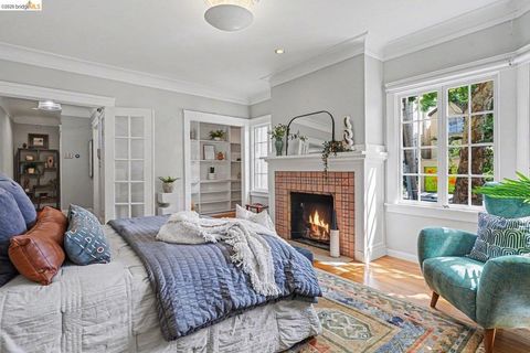 Photo of 2301 Virginia ST St #APT 1, Berkeley, CA 94709 (MLS # 41130421)