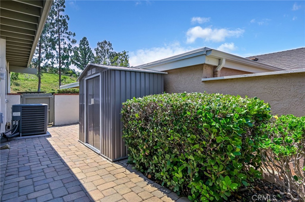 Broadmoor Homes (BRDH) - Residential Lease
