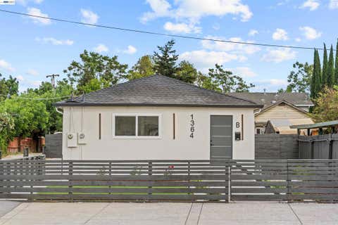 Photo of 1364 E San Antonio St ST, San Jose, CA 95116 (MLS # 41145147)