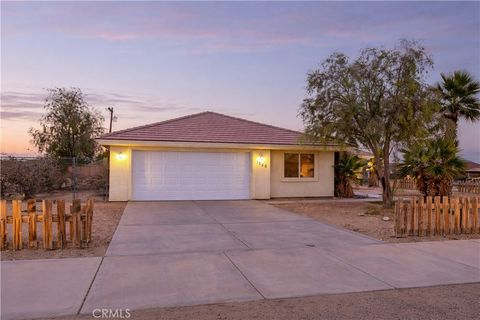 Photo of 1286 Arctic Avenue, Thermal, CA 92274 (MLS # CV26082197)