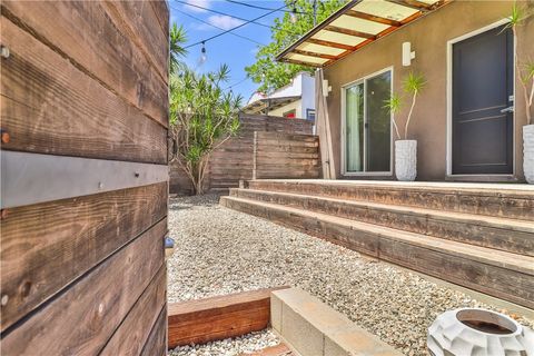 Photo of 4133 Sunset Drive, Los Angeles, CA 90027 (MLS # SR26057234)