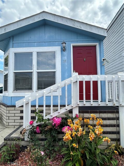 Photo of 531 Pier AVE, Hermosa Beach, CA 90254 (MLS # SB26098239)
