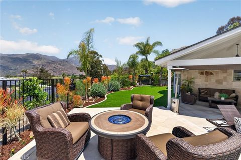 Photo of 21041 Briarwood Ln, Rancho Santa Margarita, CA 92679 (MLS # OC26089475)