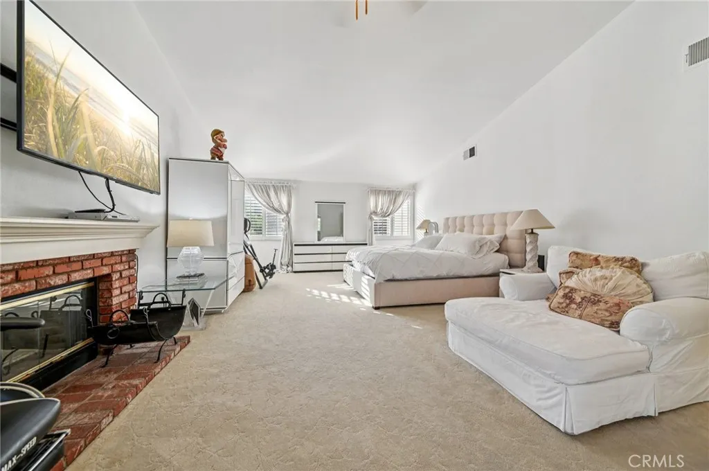 Stevenson Ranch, California 91381, United States, 4 Bedrooms Bedrooms, ,3 BathroomsBathrooms,Residential,Active,203455