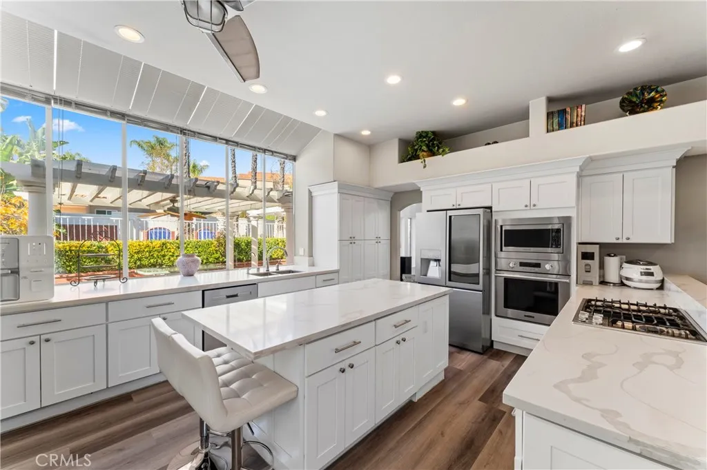 Stevenson Ranch, California 91381, United States, 4 Bedrooms Bedrooms, ,3 BathroomsBathrooms,Residential,Active,203455