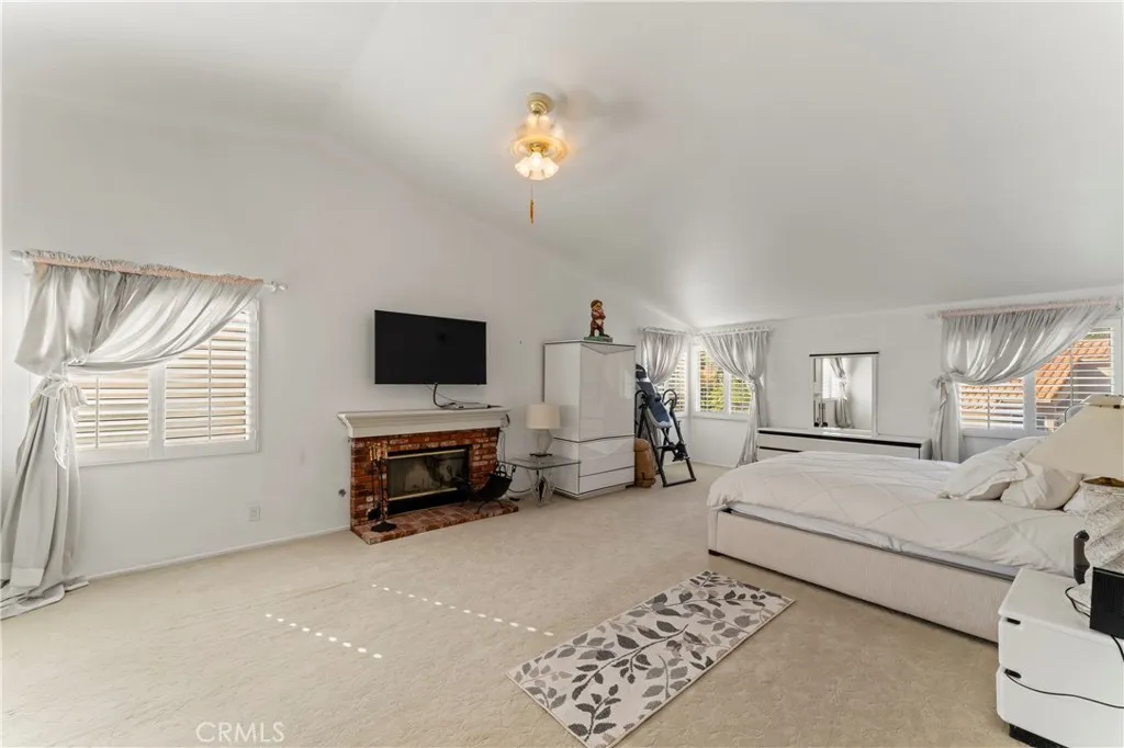 Stevenson Ranch, California 91381, United States, 4 Bedrooms Bedrooms, ,3 BathroomsBathrooms,Residential,Active,203455