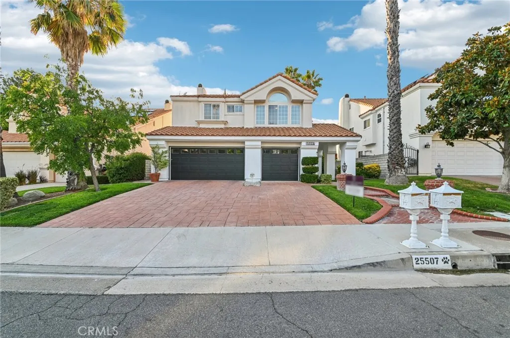 Stevenson Ranch, California 91381, United States, 4 Bedrooms Bedrooms, ,3 BathroomsBathrooms,Residential,Active,203455