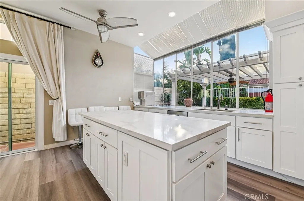 Stevenson Ranch, California 91381, United States, 4 Bedrooms Bedrooms, ,3 BathroomsBathrooms,Residential,Active,203455