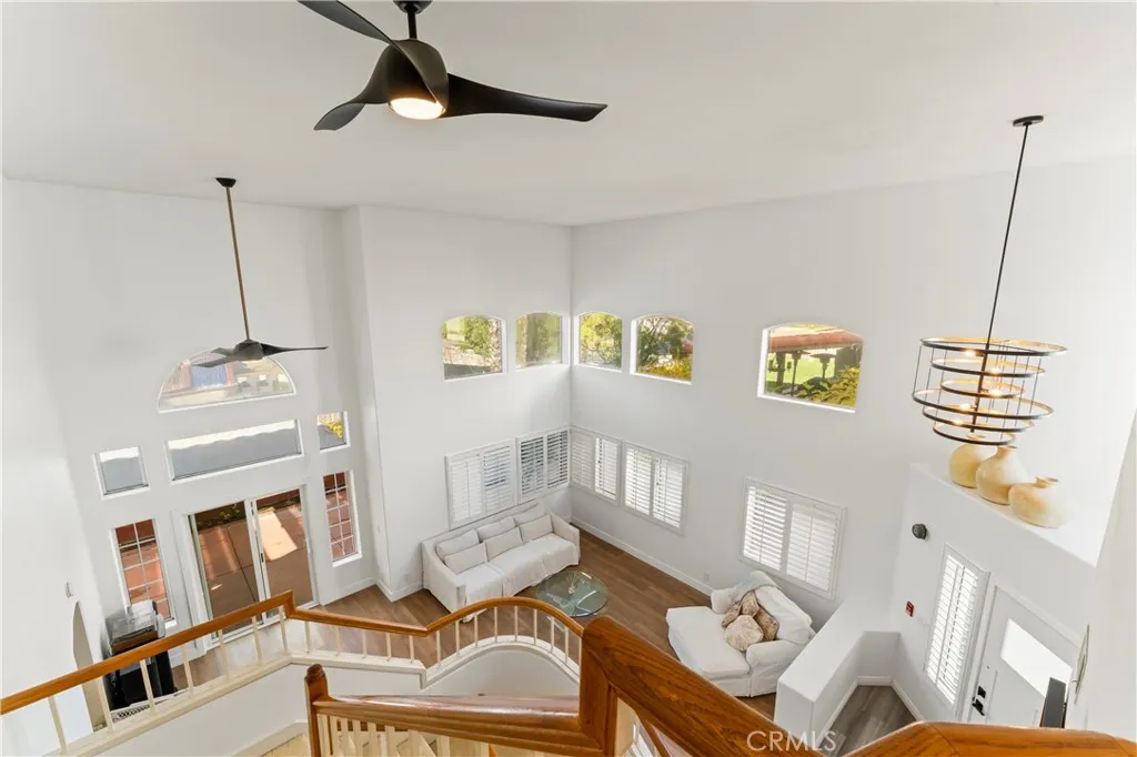 Stevenson Ranch, California 91381, United States, 4 Bedrooms Bedrooms, ,3 BathroomsBathrooms,Residential,Active,203455