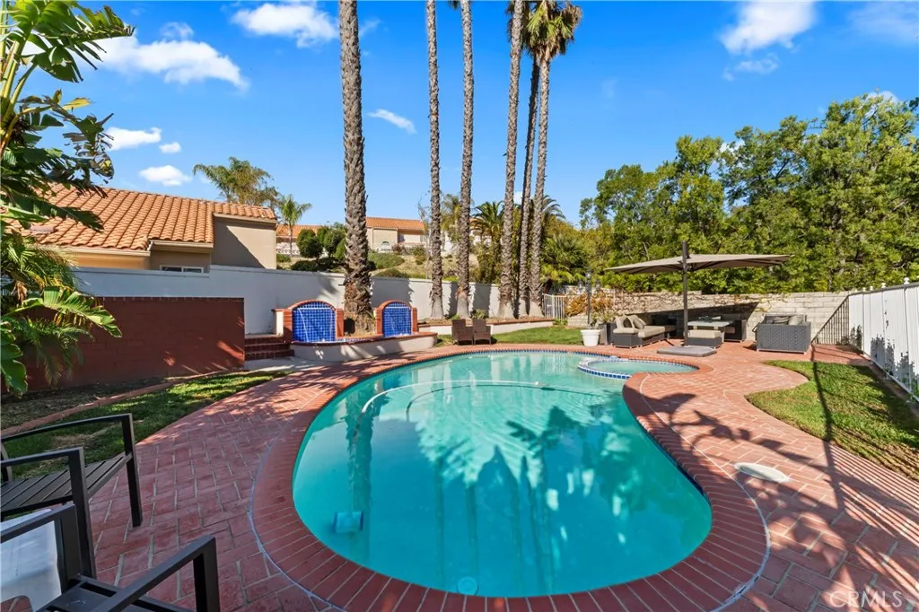 Stevenson Ranch, California 91381, United States, 4 Bedrooms Bedrooms, ,3 BathroomsBathrooms,Residential,Active,203455