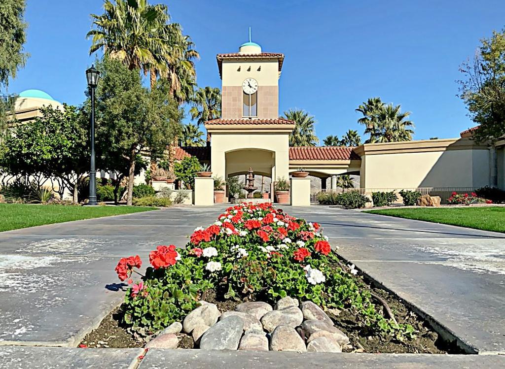 Sun City Shadow Hills (30921) - Residential