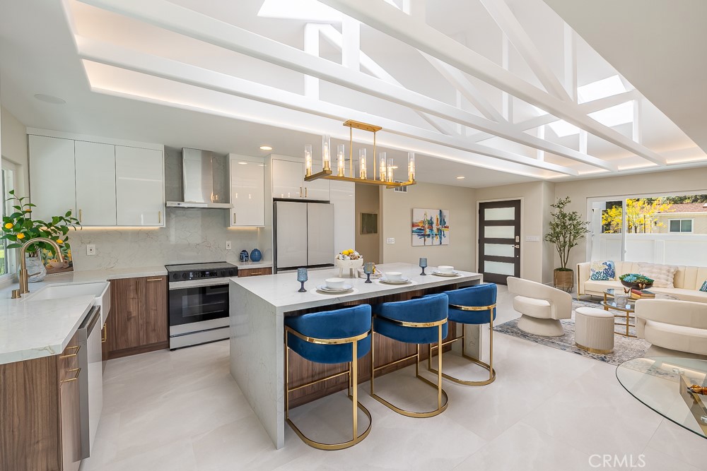 3325 Via Carrizo - Unit A