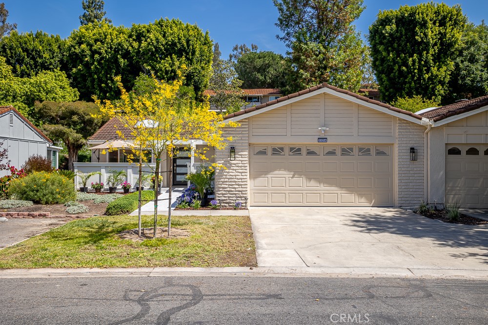 3325 Via Carrizo - Unit A
