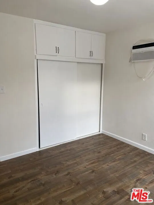 Los Angeles, California 90025, United States, 1 Bedroom Bedrooms, ,1 BathroomBathrooms,Residential,Active,249300