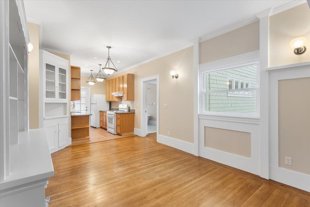133 Echo Ave