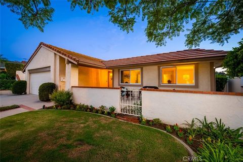 Photo of 25412 Grissom Road, Laguna Hills, CA 92653 (MLS # OC25195383)