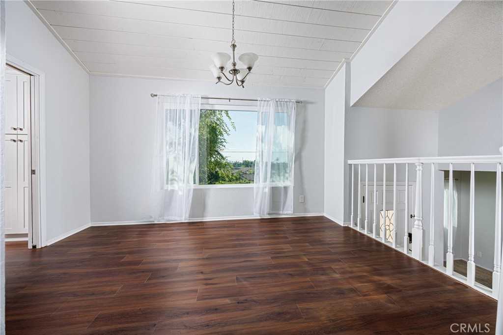 18936 1/2 E Smiler Dr