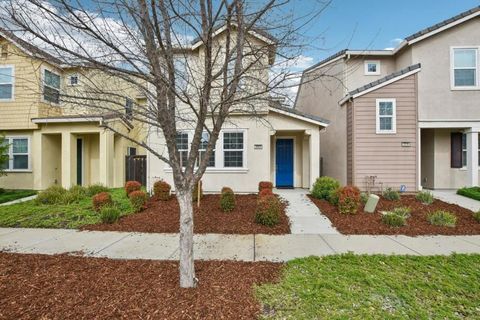 Photo of 2543 Judith Resnik Avenue, Sacramento, CA 95834 (MLS # ML82030555)