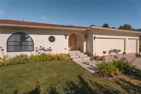 Photo of 30452 Via Rivera, Rancho Palos Verdes, CA 90275 (MLS # PV26136549)