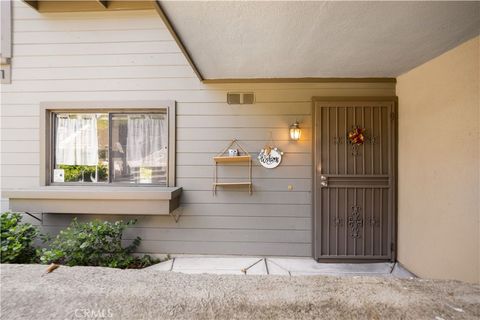 11 Palos 55 Irvine CA 92612