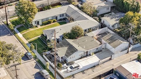 Photo of 1824 Michigan Avenue, Santa Monica, CA 90404 (MLS # 26649501)
