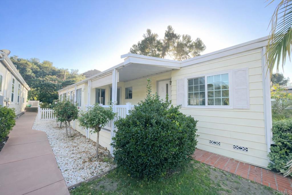 8975 Lawrence Welk Drive SPC 2