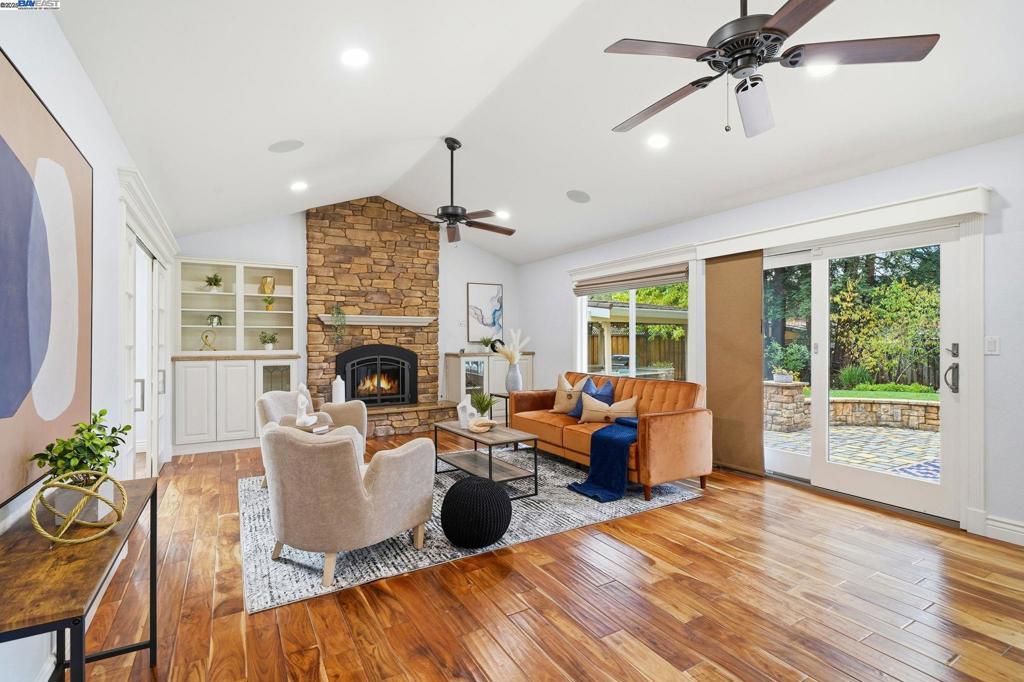 SYCAMORE HOMES - Residential