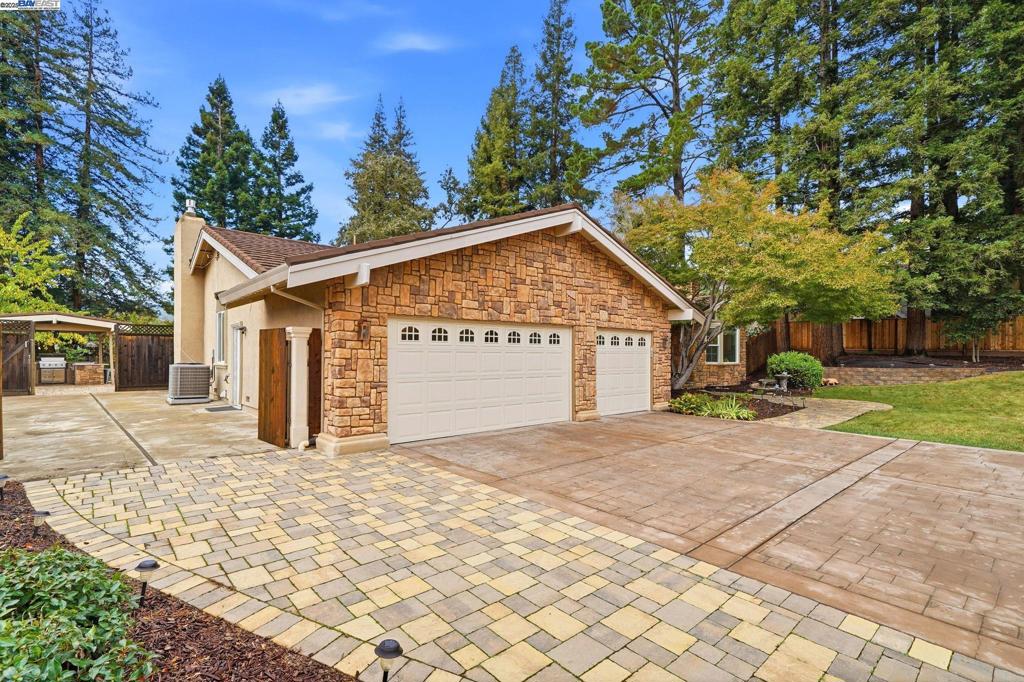 SYCAMORE HOMES - Residential