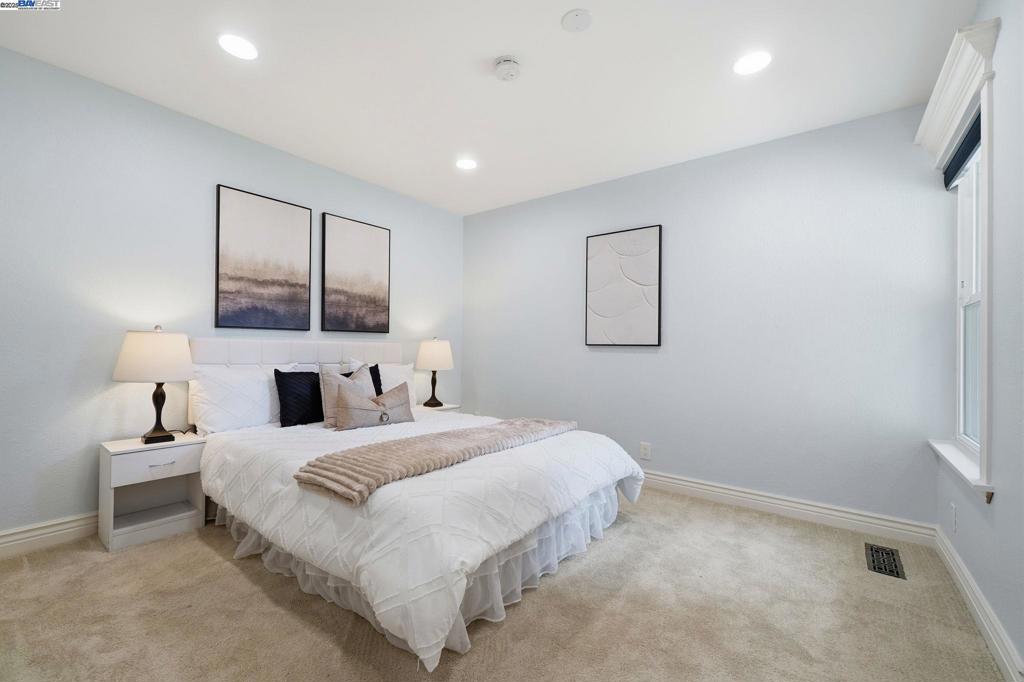 SYCAMORE HOMES - Residential