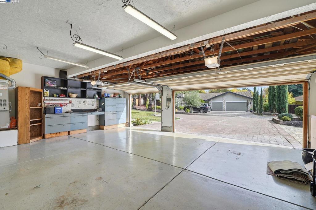 SYCAMORE HOMES - Residential