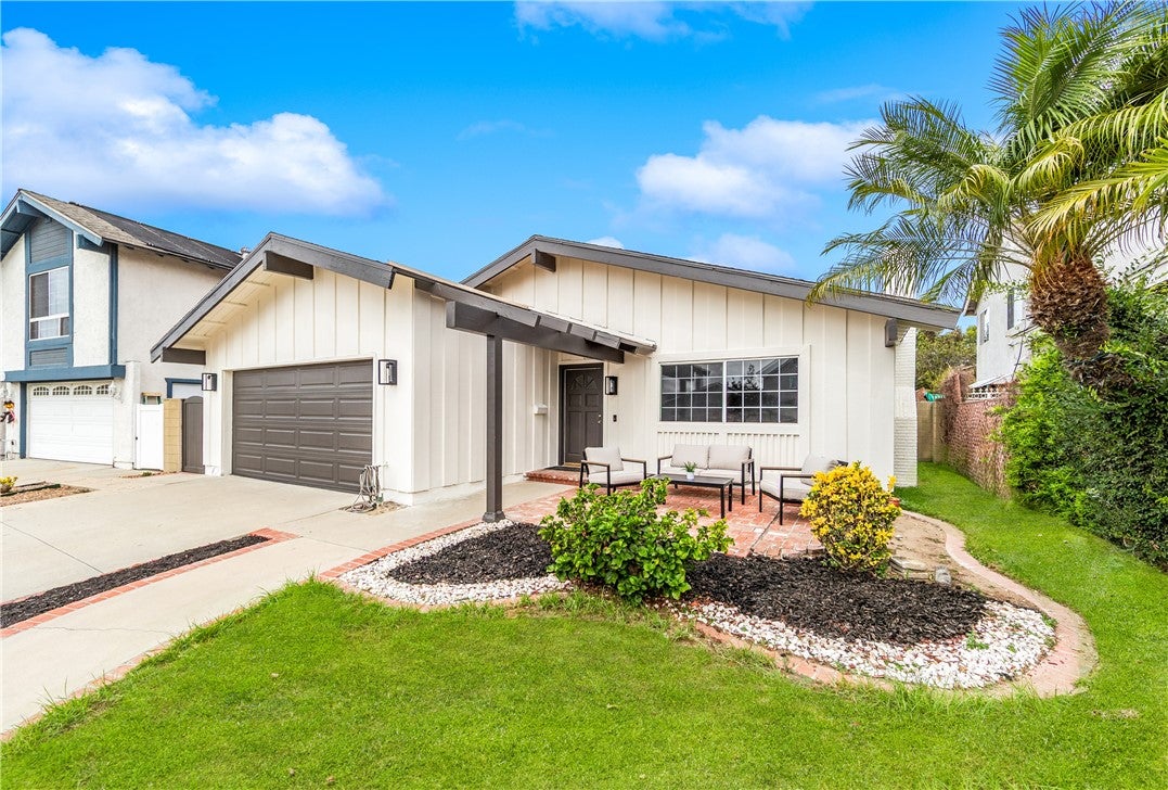 5765 Midway