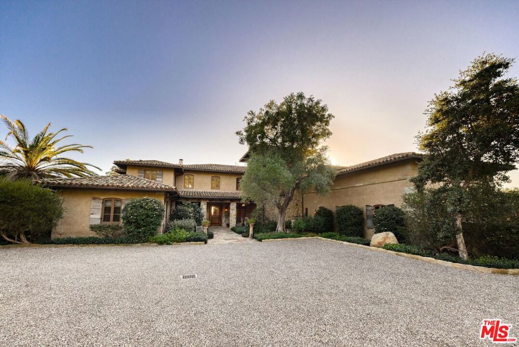 1915 Monte Alegre Drive