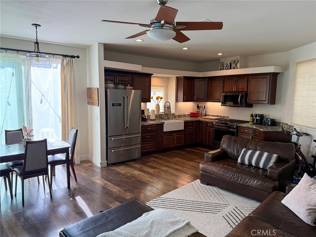 Troy Homes (TH) - Residential Lease