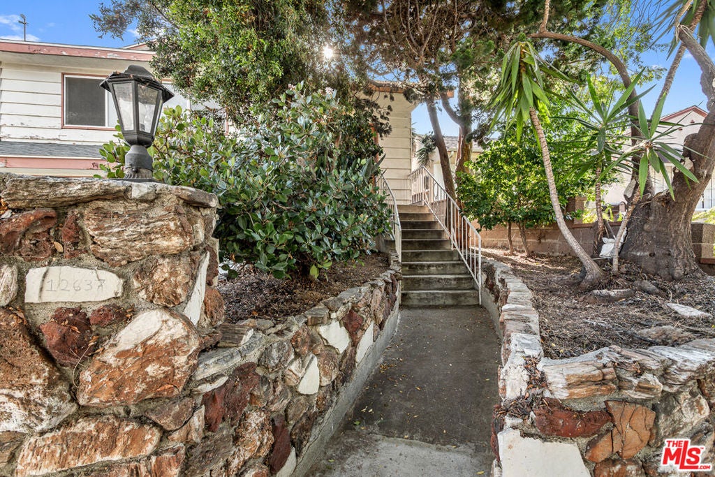 12637 Manor Drive, Hawthorne CA 90250