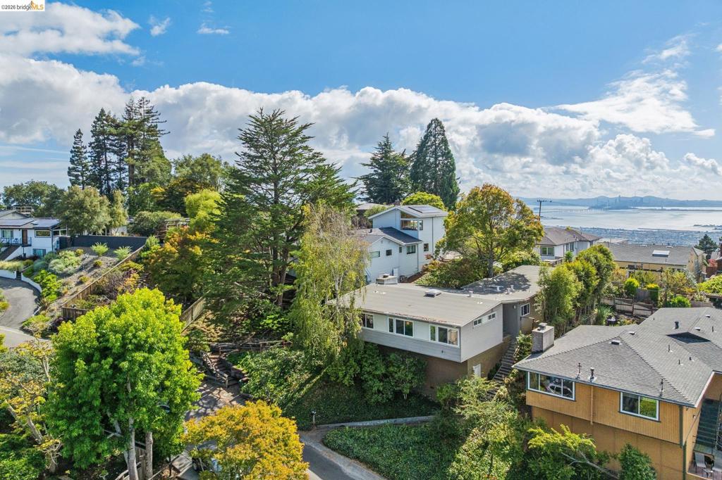 1024 Overlook Rd RD, Berkeley CA 94708