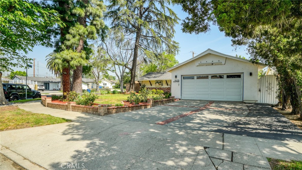 11426 Collett Avenue