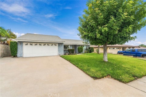 Photo of 1779 Seine AVE, Highland, CA 92346 (MLS # DW26227964)