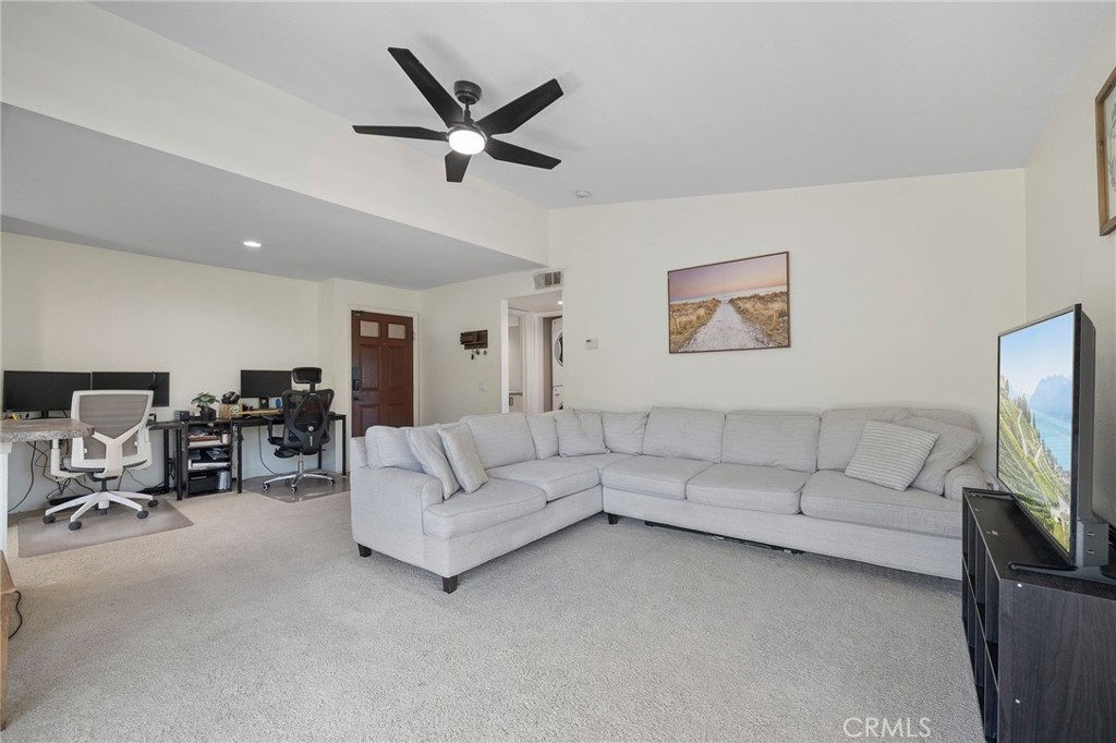 2500 San Gabriel