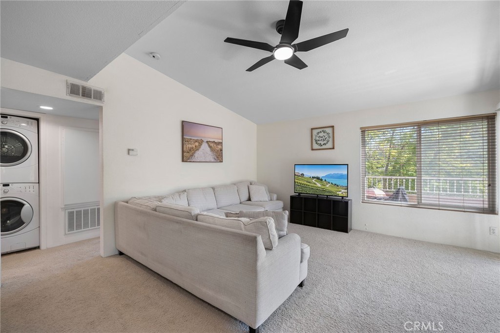 2500 San Gabriel