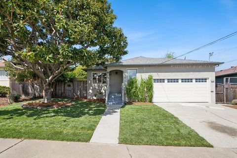 Photo of 480 Anita Drive, Millbrae, CA 94030 (MLS # ML82041470)