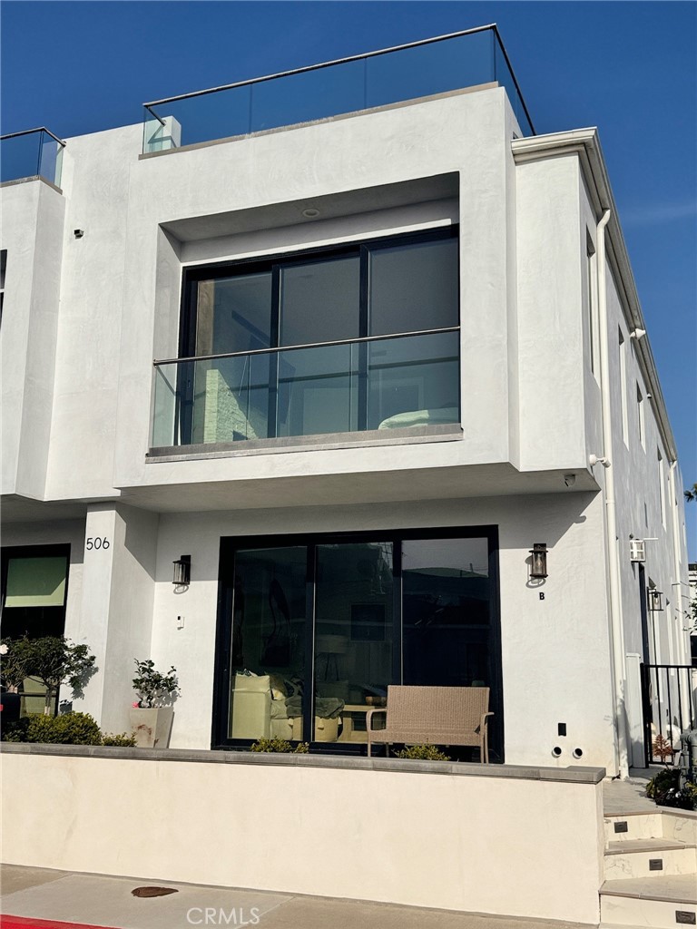 506 Clubhouse Avenue
