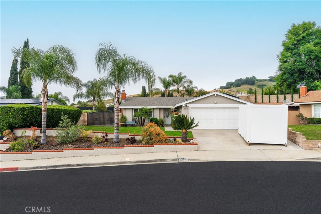 1274 Maple View Drive