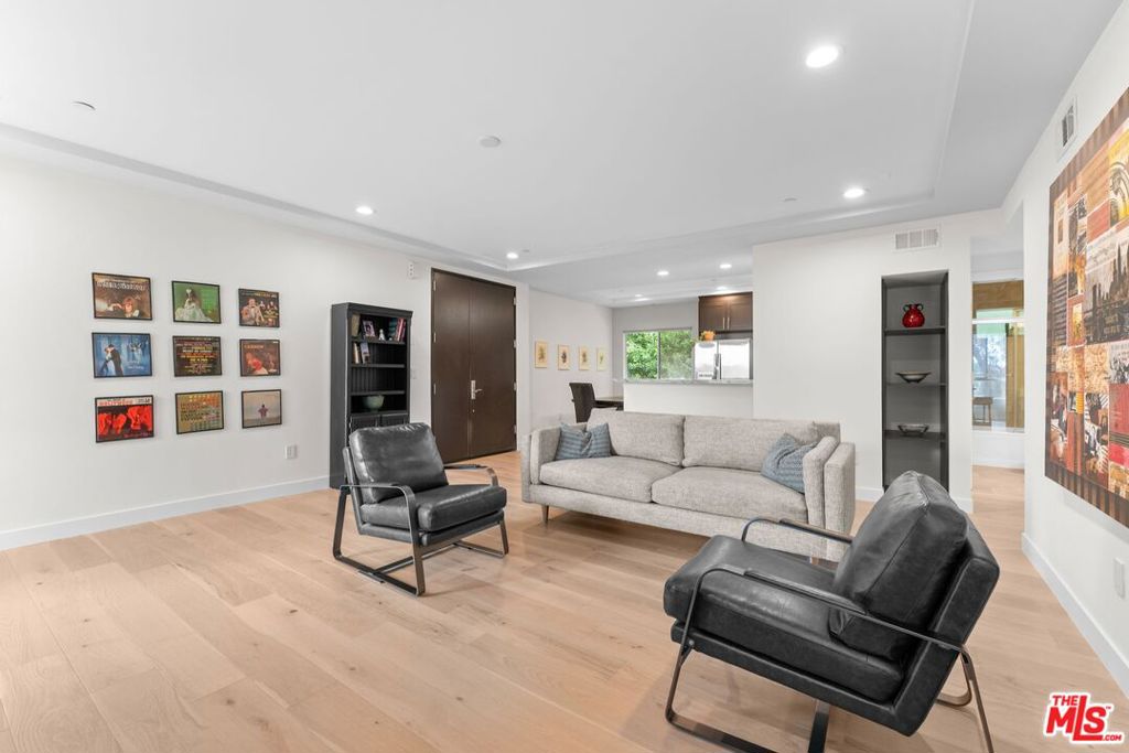 5525 W Olympic Boulevard 302